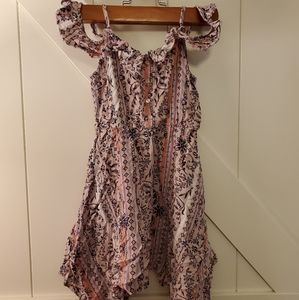 Exposed shoulder dress